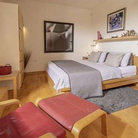Villa Emili In Medulin - Haus Fuer 4-5 Personen Zewnętrze zdjęcie