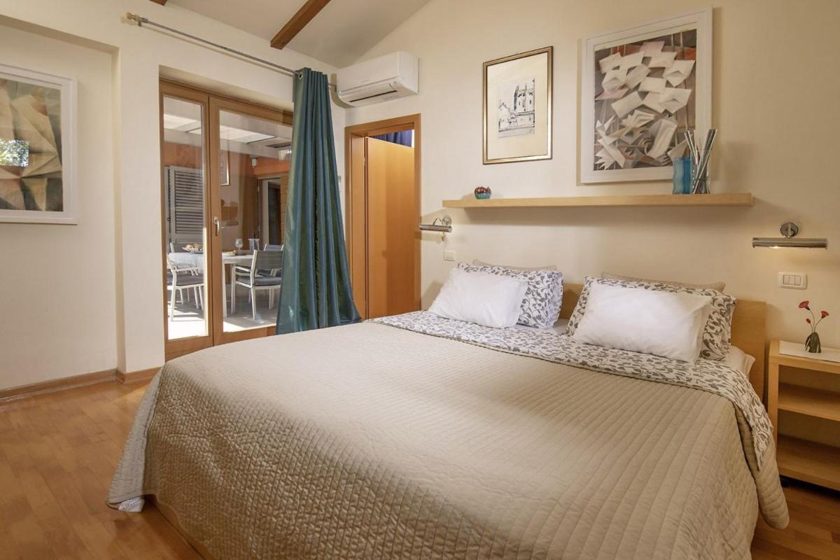 Villa Emili In Medulin - Haus Fuer 4-5 Personen Zewnętrze zdjęcie