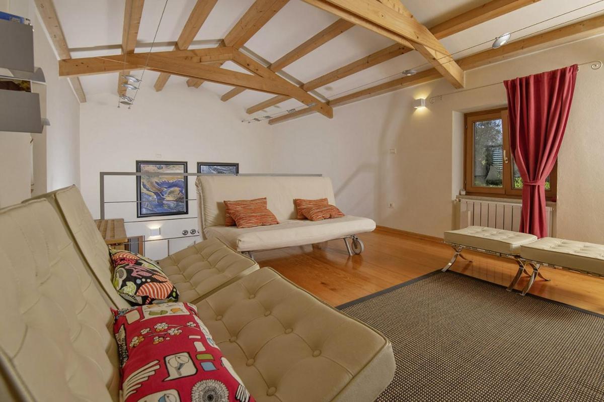 Villa Emili In Medulin - Haus Fuer 4-5 Personen Zewnętrze zdjęcie